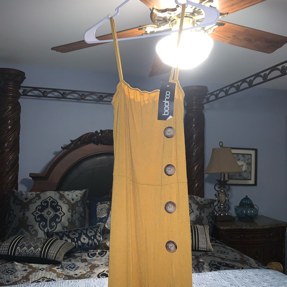 BOOHOO Split Dress